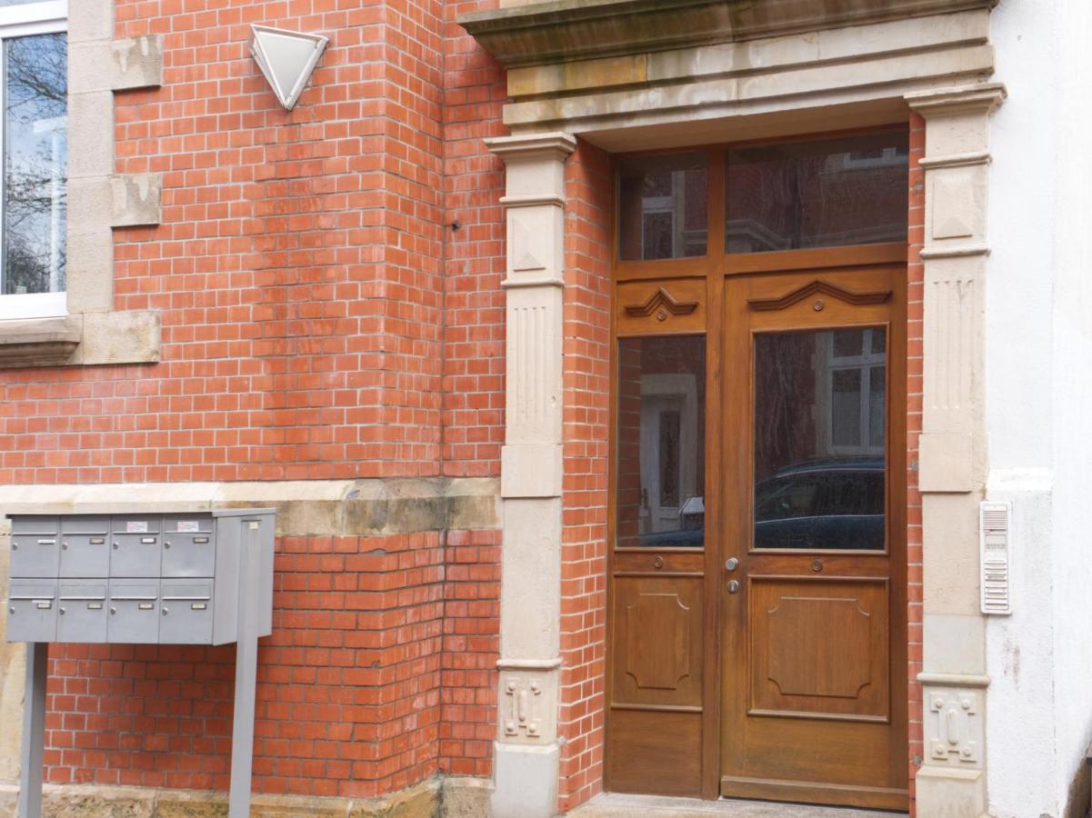 Bohnapartments Elisa - Wohlfuehlapartment Mit 2 Gratis Parkplaetzen Und 3 Schlafzimmern - Wlan - Vollausstattung Erfurt Exteriör bild
